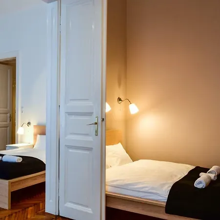 Rakoczi In The City Centre Apartment
